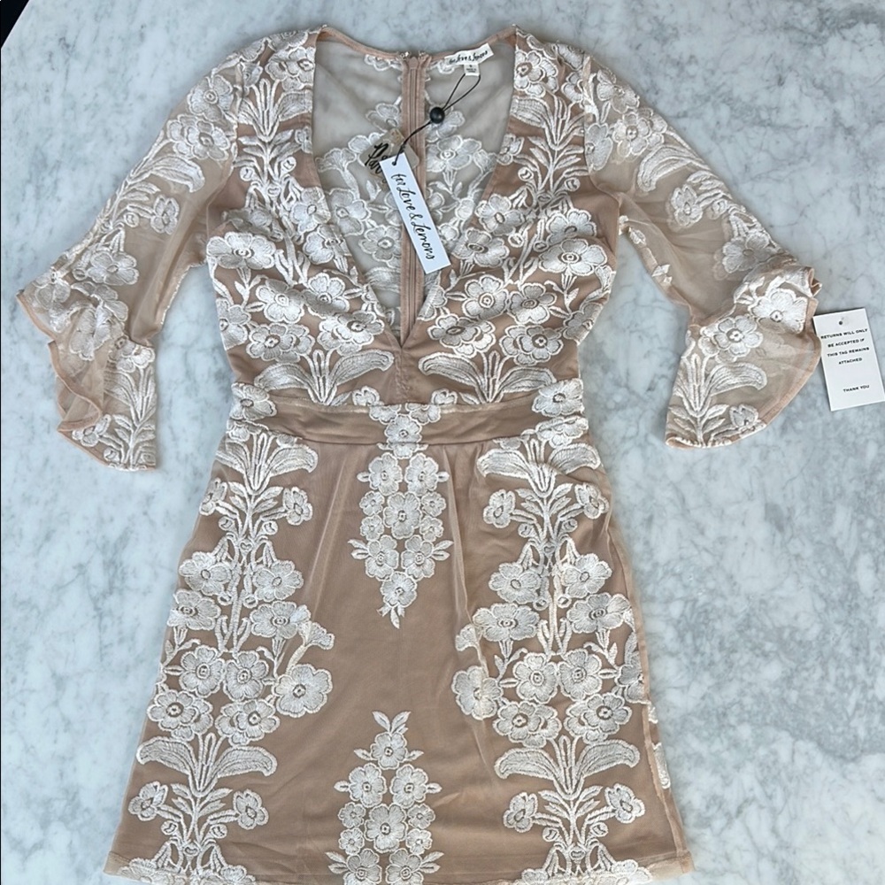 For Love & Lemons NWT Temecula Lace Floral embroidered Dress small